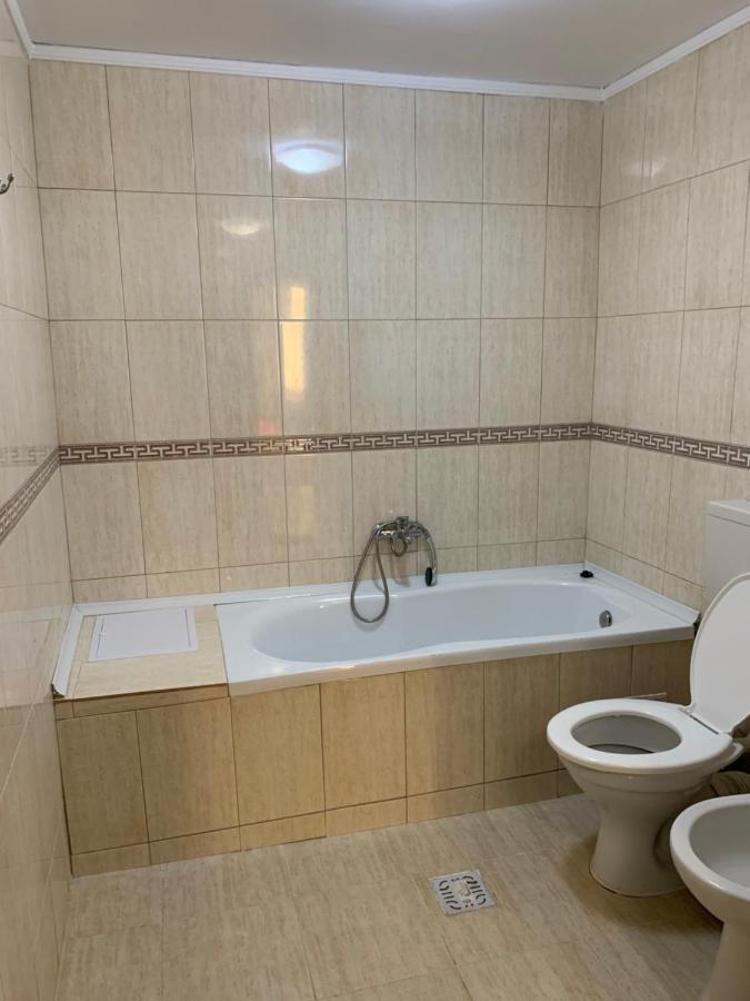Hotel Rares بوتوساني المظهر الخارجي الصورة